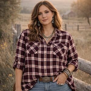 Duluth Trading Company Flannel Shirt Womens 2X Purple White Plaid Roll Sleeves